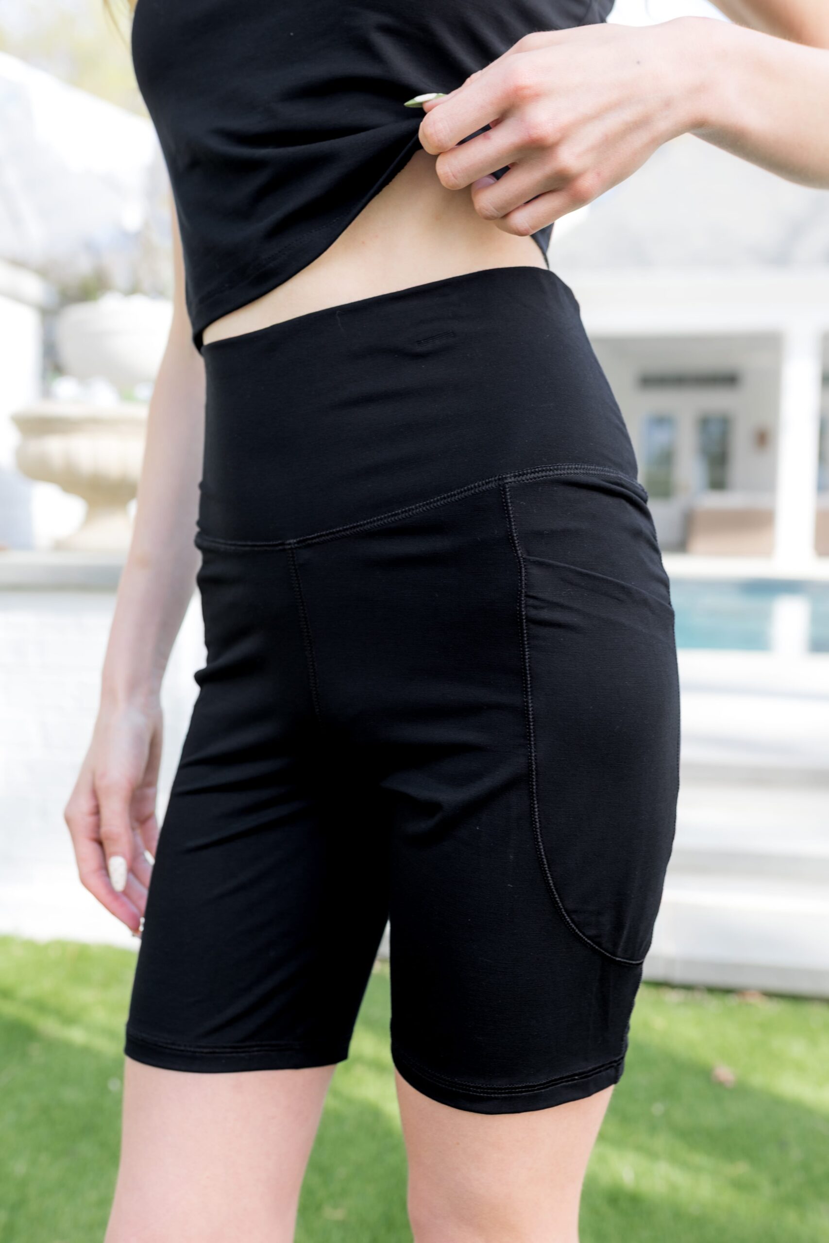 Midnight_Bamboo_Flex_Bra_Tank_Bamboo_Flex_High_Rise_Biker_Short_05