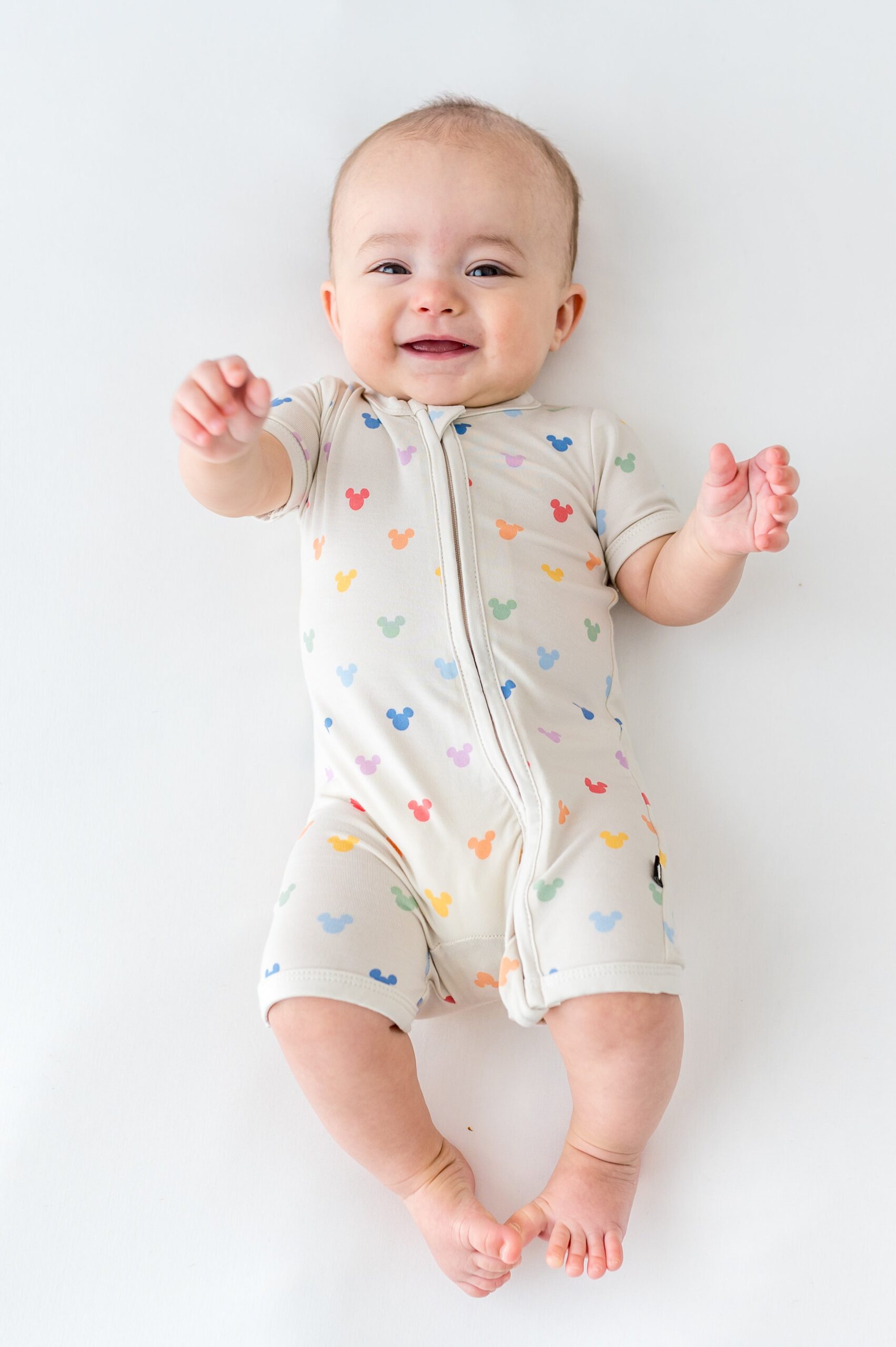 Pastel_Mickey_Mouse_Zipper_Shortall_Romper_01